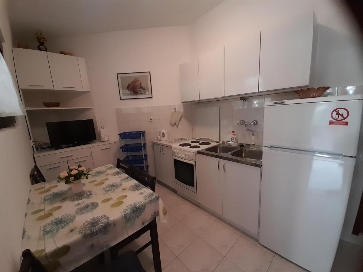 House-Apartments Ela -Mirca- Family Holiday Mirce المظهر الخارجي الصورة