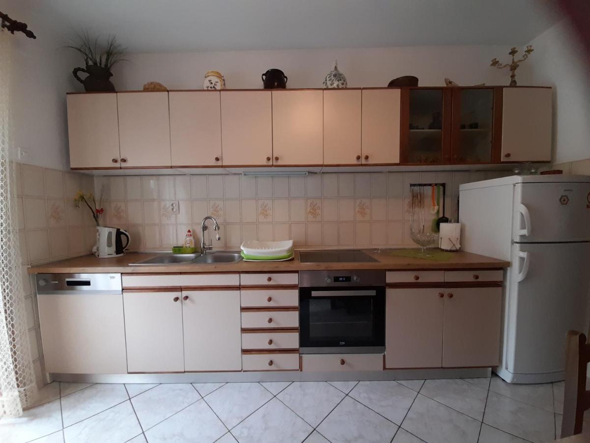 House-Apartments Ela -Mirca- Family Holiday Mirce المظهر الخارجي الصورة